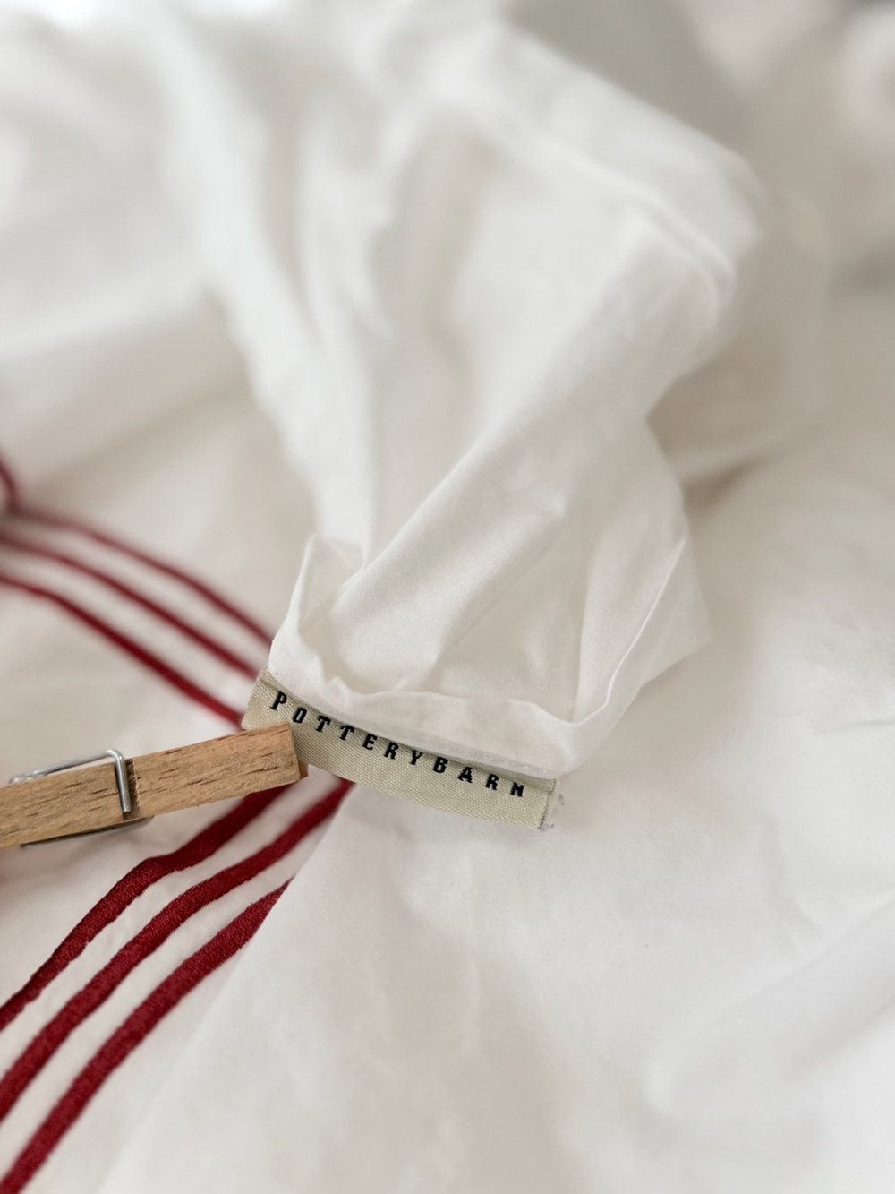 POTTERY BARN | Twin | Cotton Percale Hotel Collection Line Border Duvet Cover